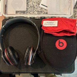 Beats by Dre SOLO HD headphones